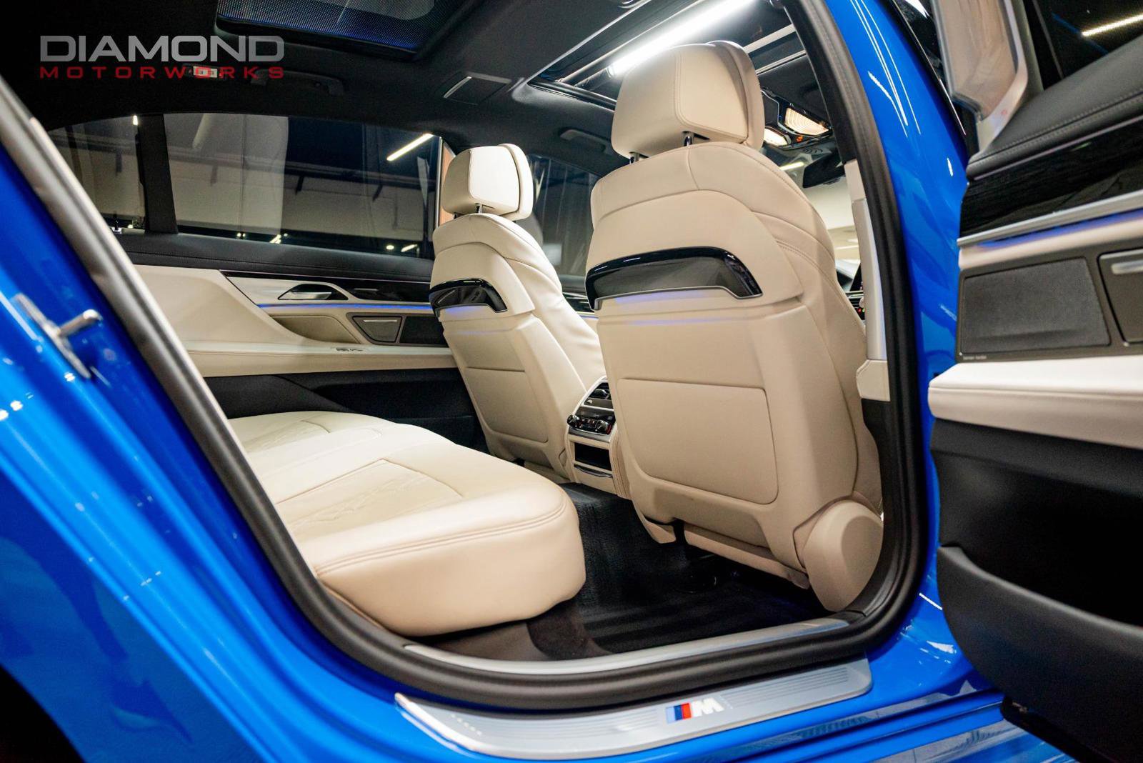 Used 2021 BMW 750i xDrive w/ Executive Package image 98