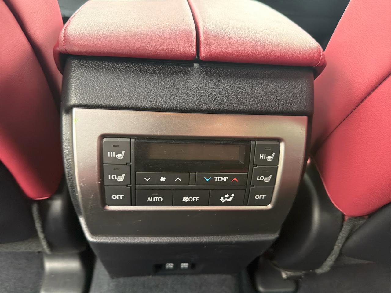 Used 2022 Lexus GX 460 Premium w/ Accessory Package AWD/4WD image 22