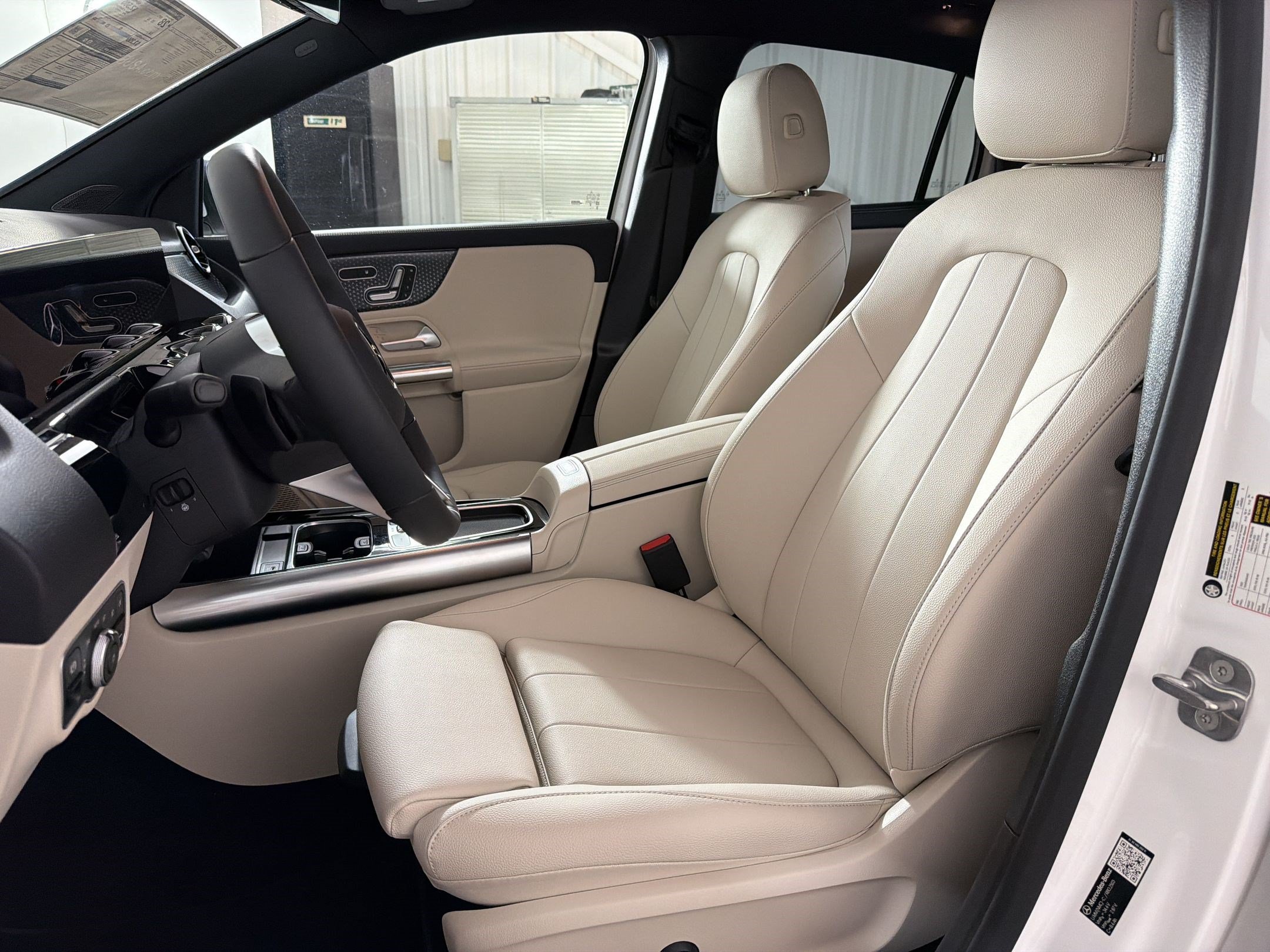 New 2026 Mercedes-Benz GLA 250 4MATIC image 5