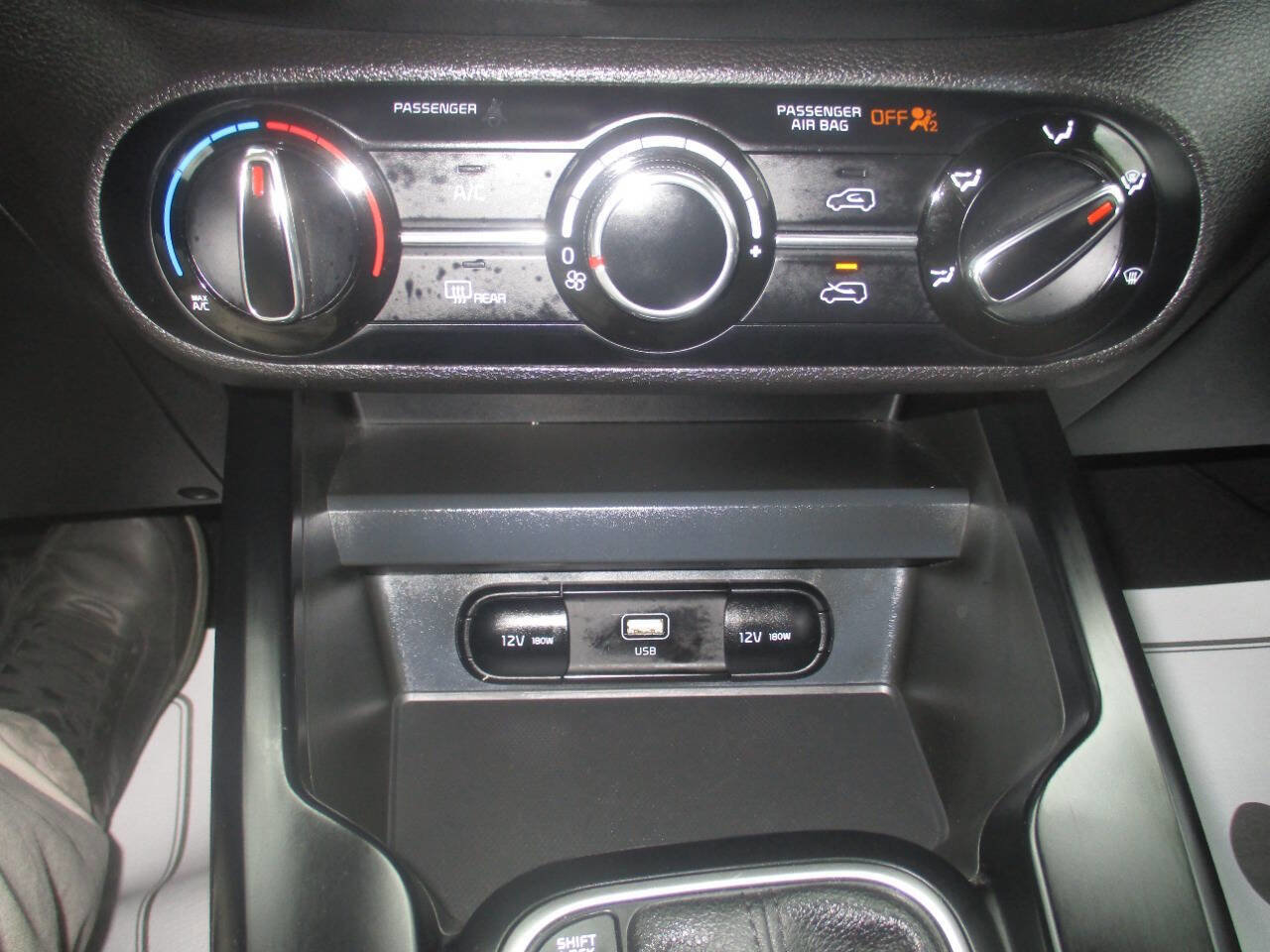 Used 2024 Kia Soul LX w/ Option Group 015 image 20
