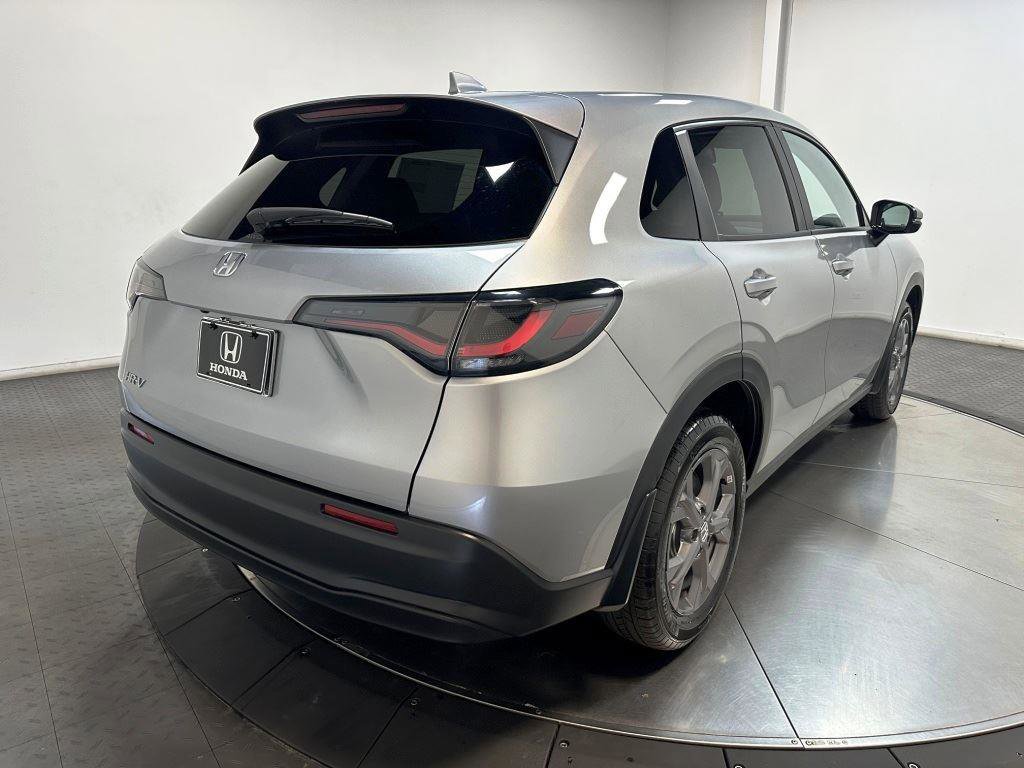 New 2026 Honda HR-V LX image 8