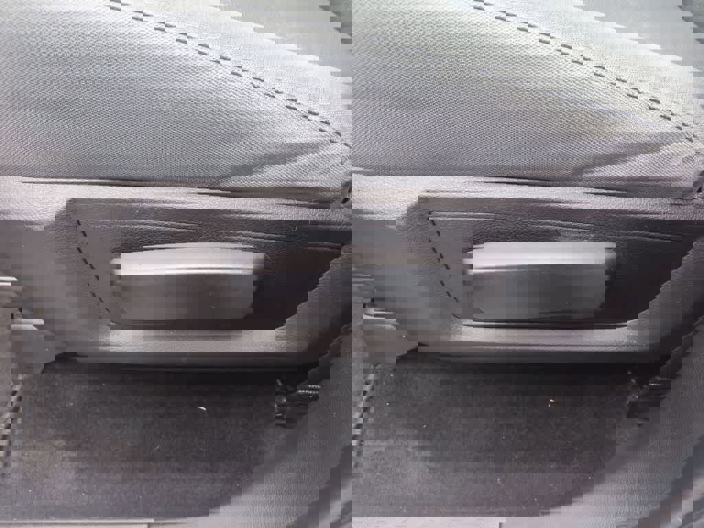 Used 2017 RAM 2500 Tradesman w/ Chrome Appearance Group image 12