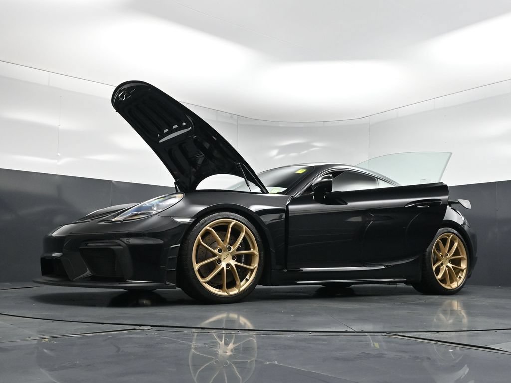 Used 2022 Porsche 718 Cayman GT4 RWD image 35