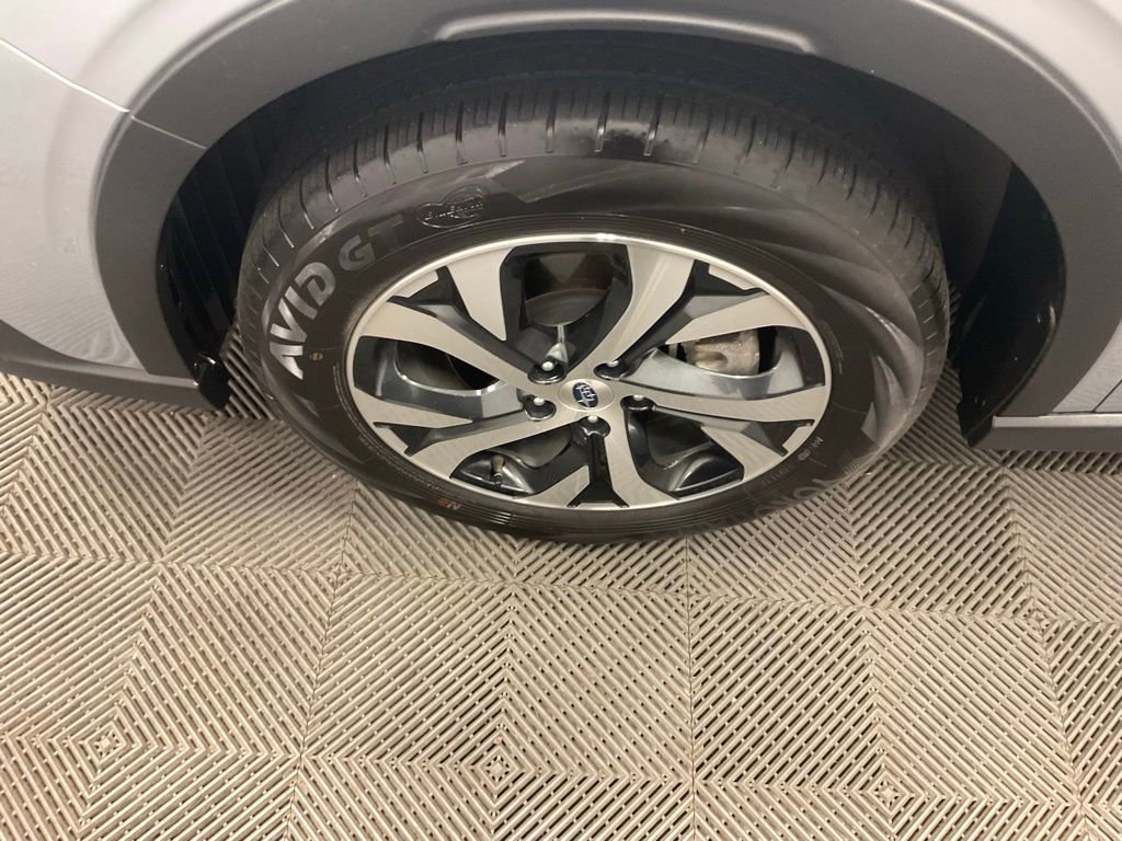 Used 2022 Subaru Outback Limited AWD/4WD image 9