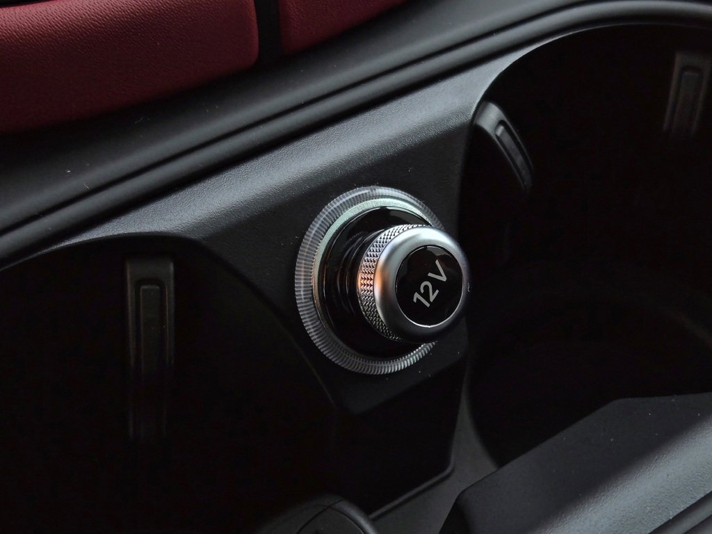 New 2026 Porsche Cayenne GTS image 25