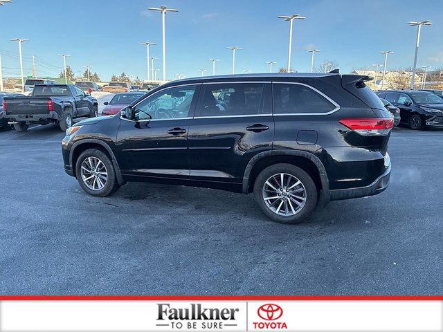Certified 2018 Toyota Highlander XLE w/ Protection Package #3 image 12