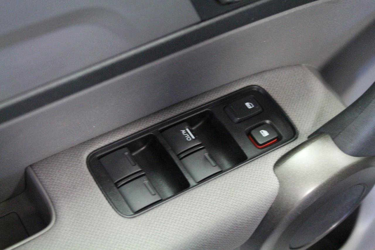 Used 2011 Honda CR-V SE image 16