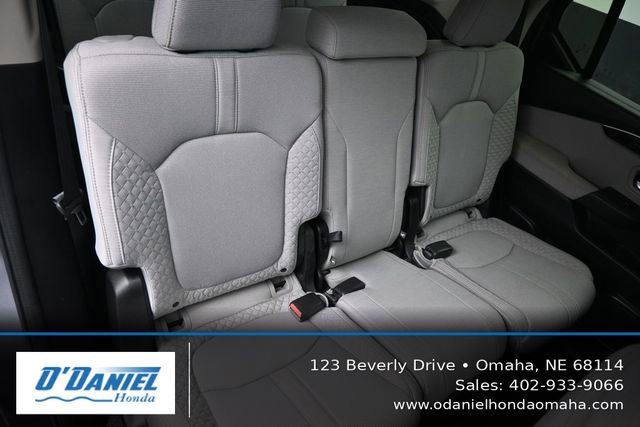 Used 2023 Honda Pilot LX image 41