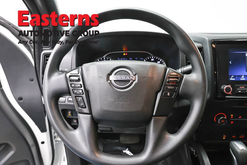 Used 2023 Nissan Frontier SV w/ Midnight Edition Package AWD/4WD image 10