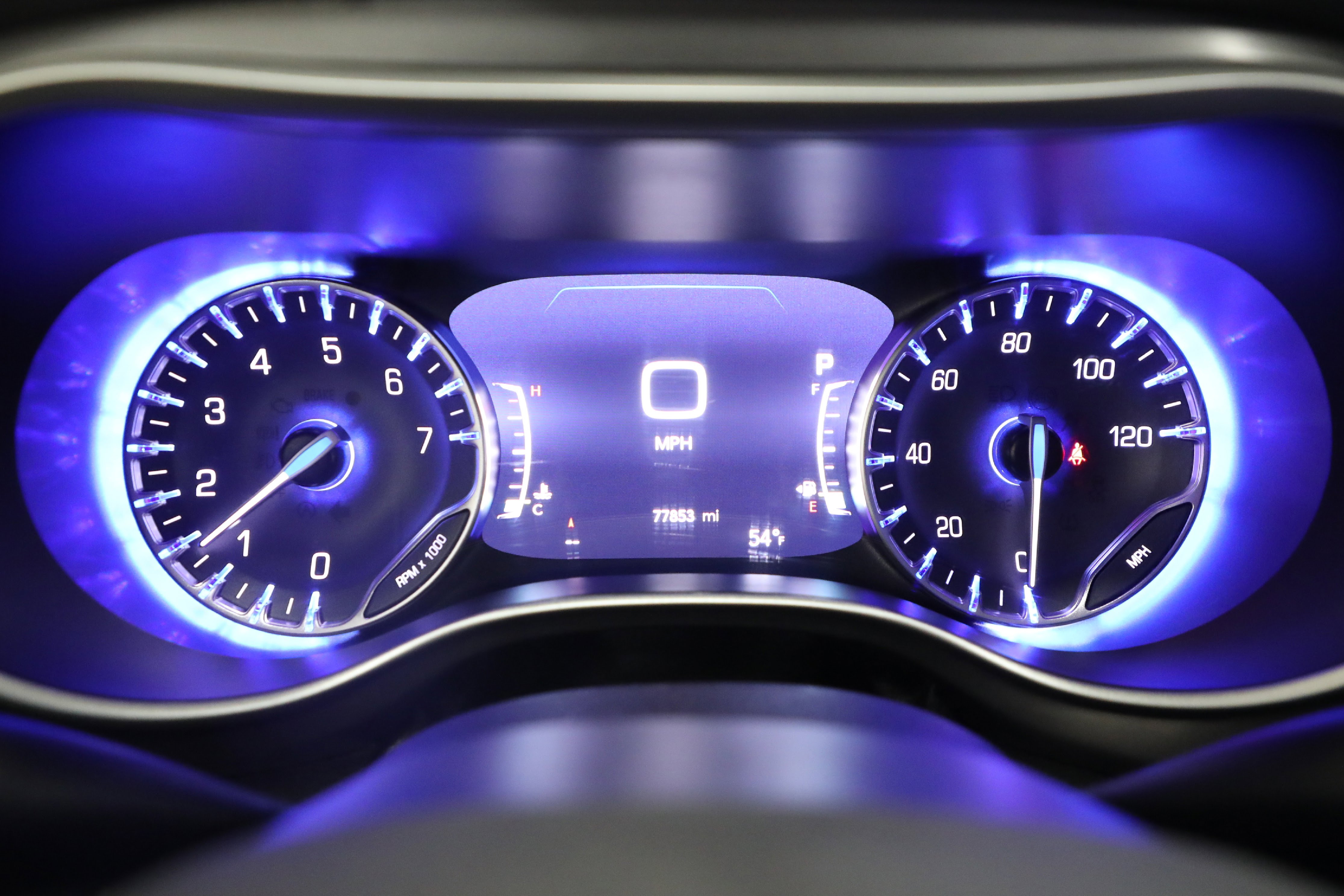 Used 2023 Chrysler Pacifica Touring-L image 10