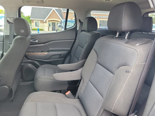 Used 2023 GMC Acadia SLE w/ Driver Convenience Package FWD image 10