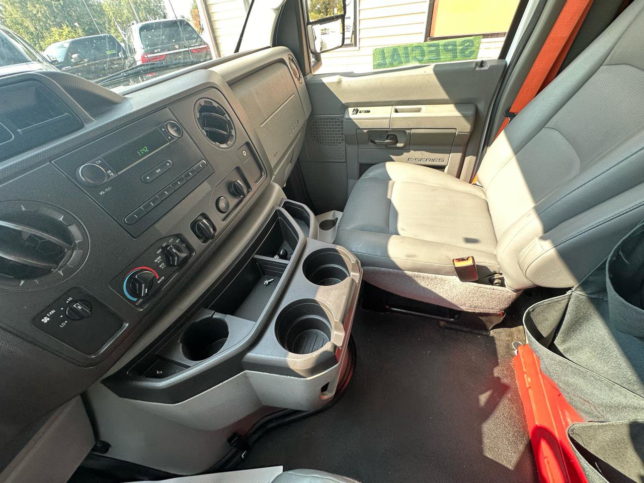 Used 2018 Ford E-450 and Econoline 450 Super Duty w/ Power Windows & Locks Group RWD image 17