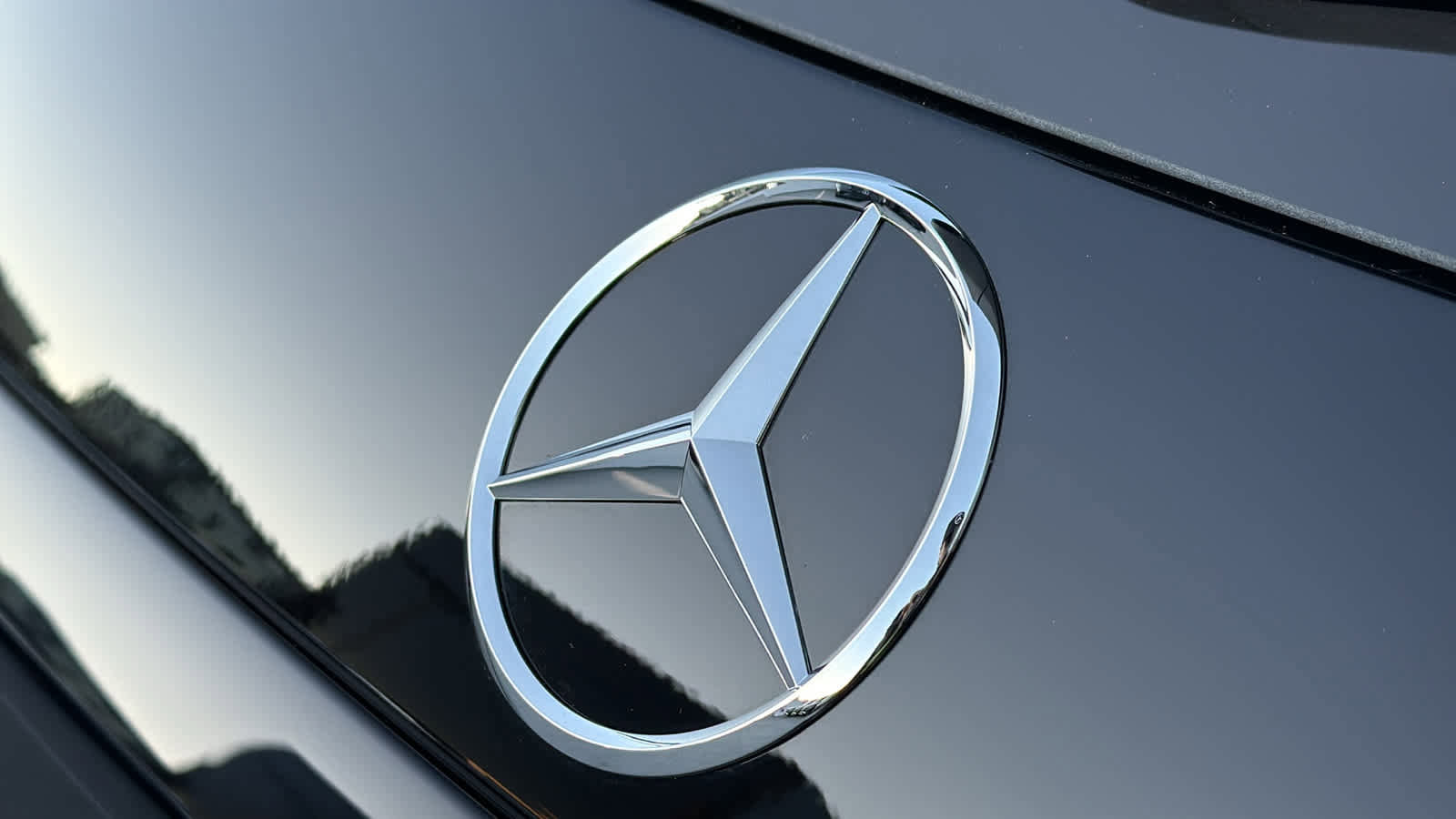 New 2026 Mercedes-Benz GLC 300 4MATIC image 9