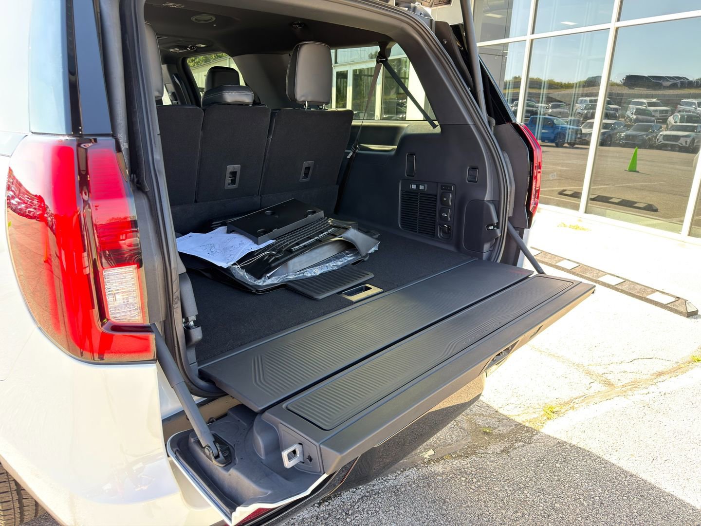 New 2025 Ford Expedition Max Platinum w/ Stealth Performance Package image 16