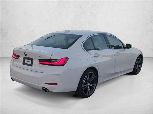 Used 2024 BMW 330i Sedan w/ Convenience Package RWD image 5