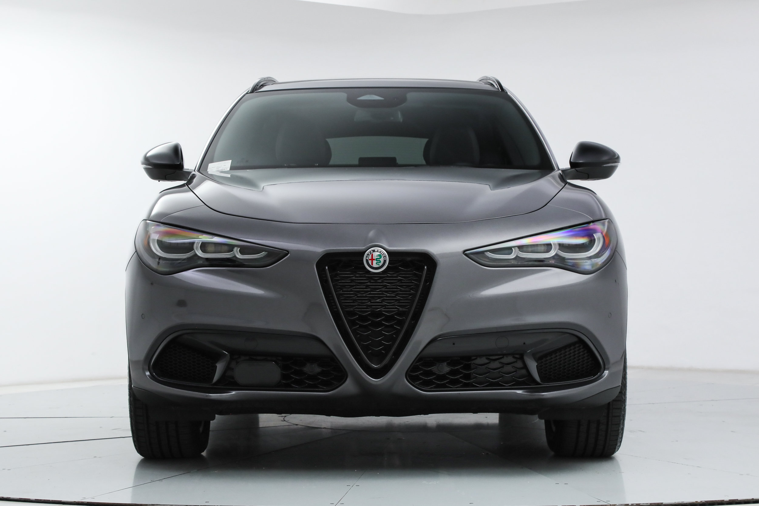 New 2025 Alfa Romeo Stelvio Sprint w/ Convenience Package AWD/4WD image 8