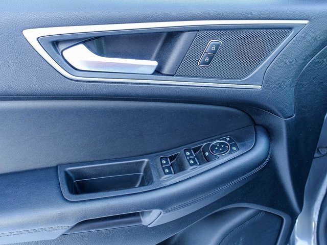 Used 2024 Ford Edge SEL w/ Convenience Package image 16