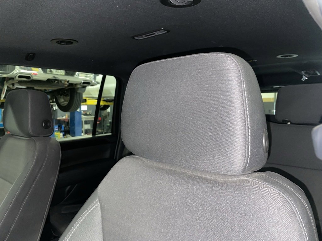 Used 2024 GMC Yukon XL SLE w/ Gmc Pro Safety Plus Package image 21