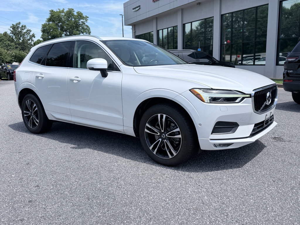 Used 2018 Volvo XC60 T6 Momentum w/ Convenience Package AWD/4WD image 2