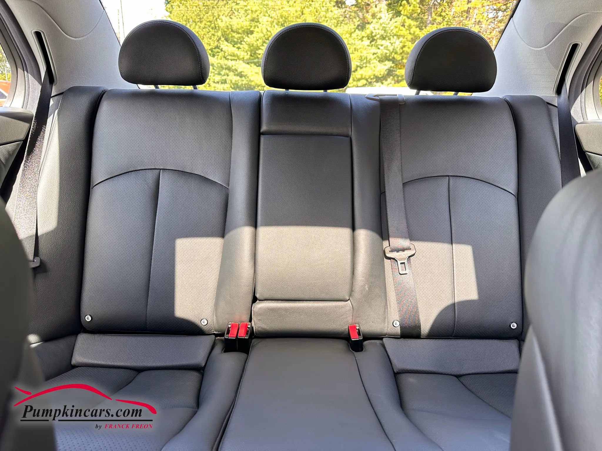 Used 2005 Mercedes-Benz E 320 4MATIC Sedan image 32