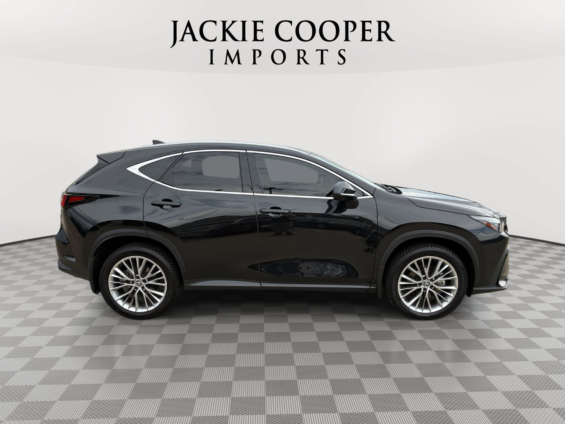 Used 2025 Lexus NX 350 AWD w/ Premium Package image 4