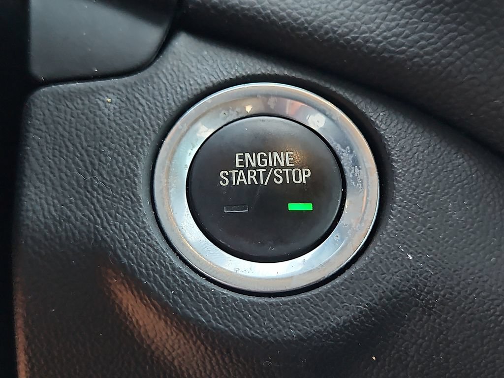 Used 2021 Chevrolet Equinox LT FWD image 23