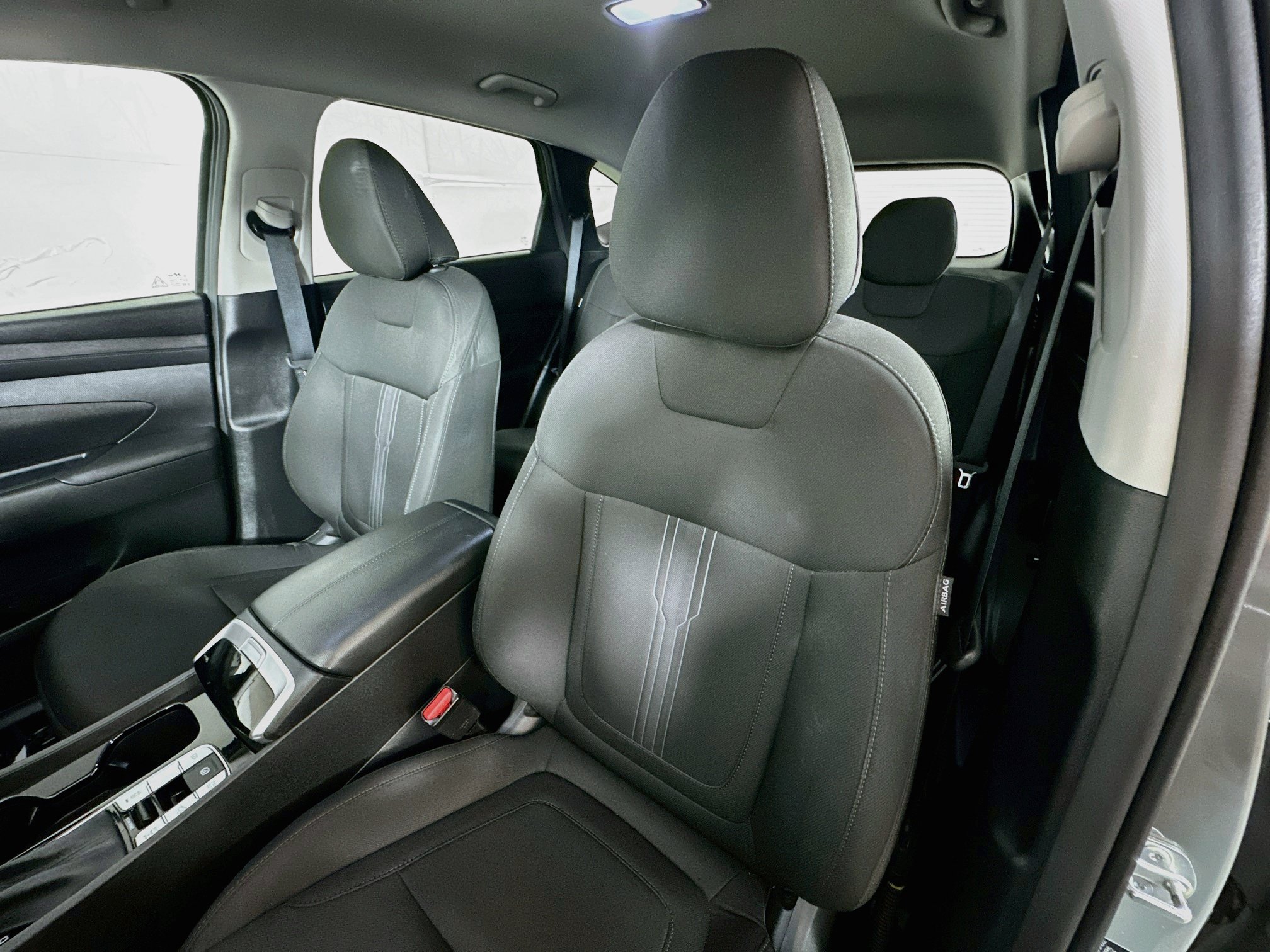 Certified 2025 Hyundai Tucson SEL AWD/4WD image 19