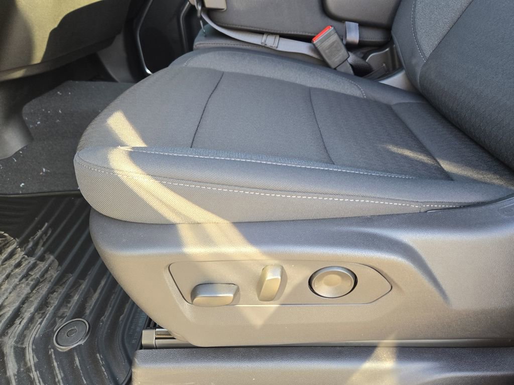 New 2026 Chevrolet Silverado 1500 LT image 25