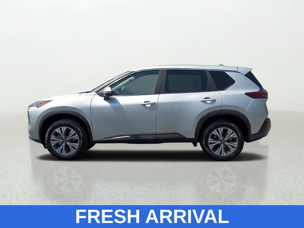Used 2022 Nissan Rogue SV FWD image 4