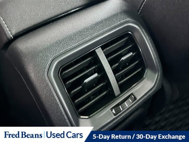 Used 2023 Volkswagen Taos SEL image 27