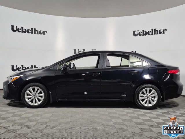 Used 2025 Toyota Corolla LE w/ LE Premium Package AWD/4WD image 4