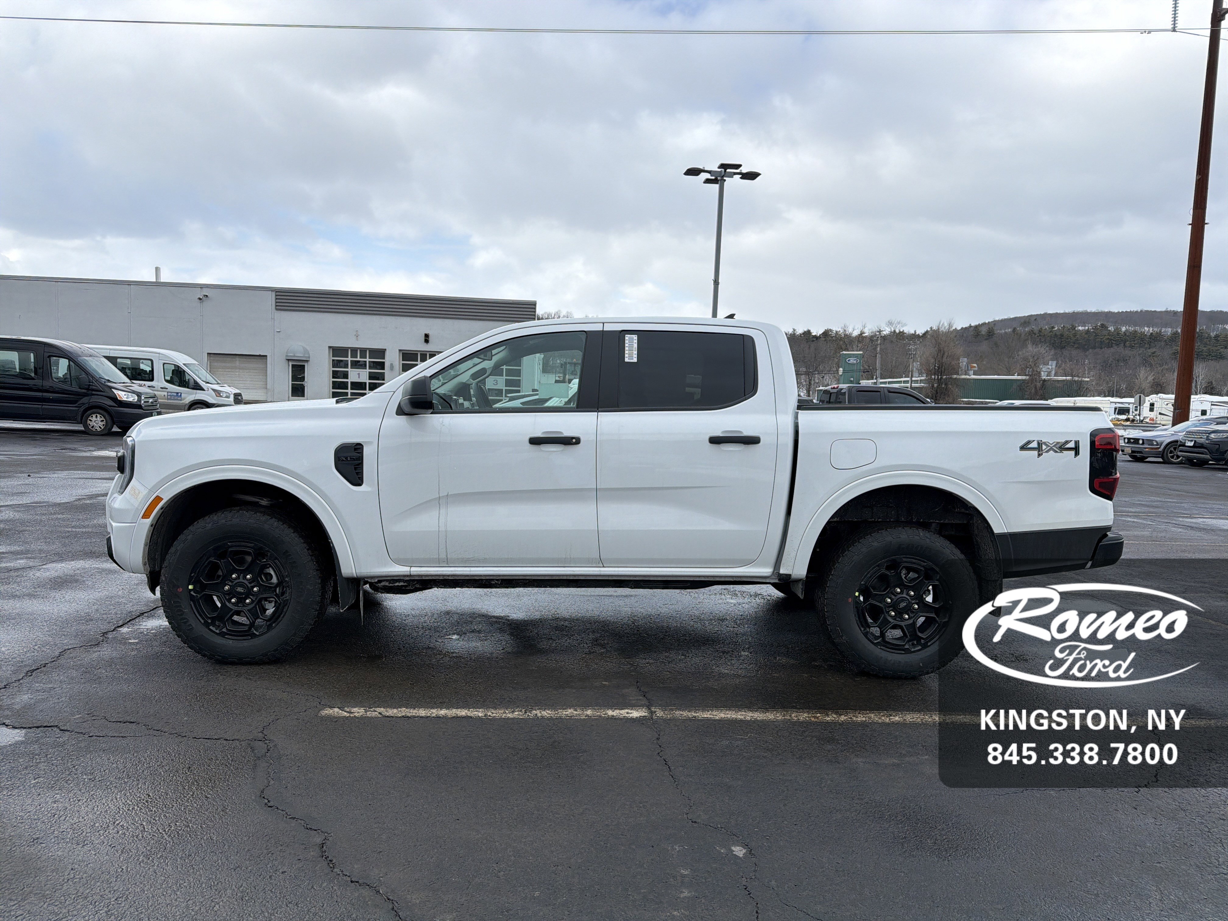 New 2025 Ford Ranger XLT w/ Equipment Group 301A High image 9