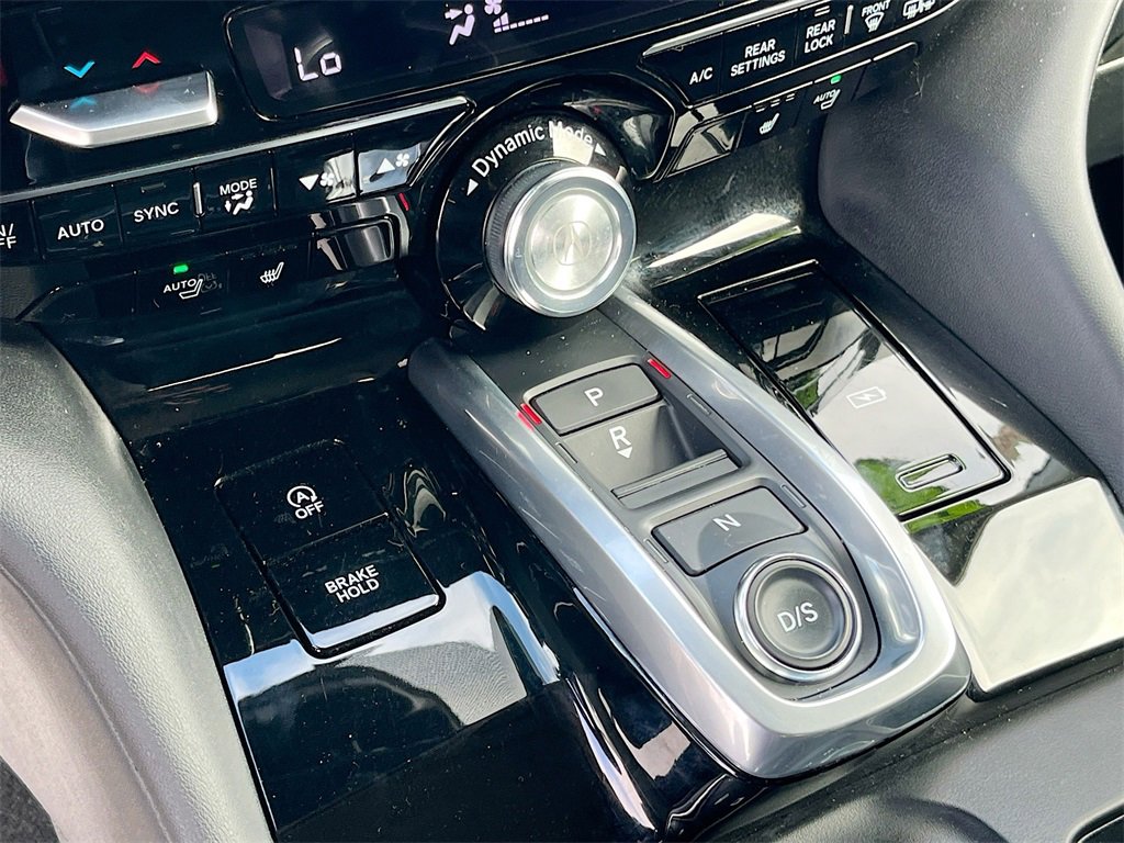 Used 2023 Acura MDX SH-AWD w/ Technology Package image 17