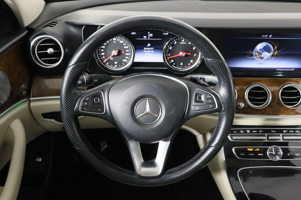 Used 2017 Mercedes-Benz E 300 4MATIC image 27