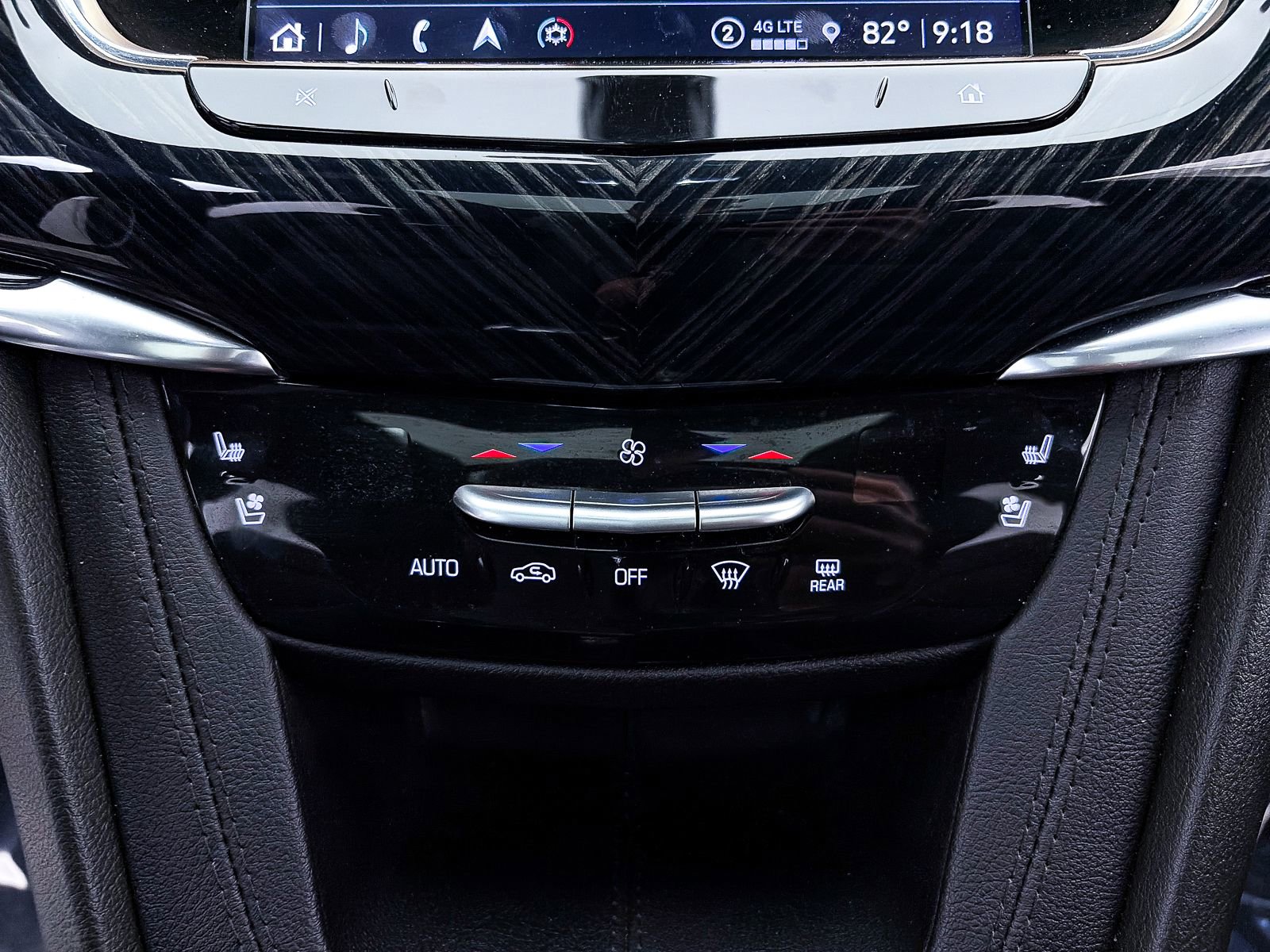 Used 2023 Cadillac XT6 Premium Luxury FWD image 25