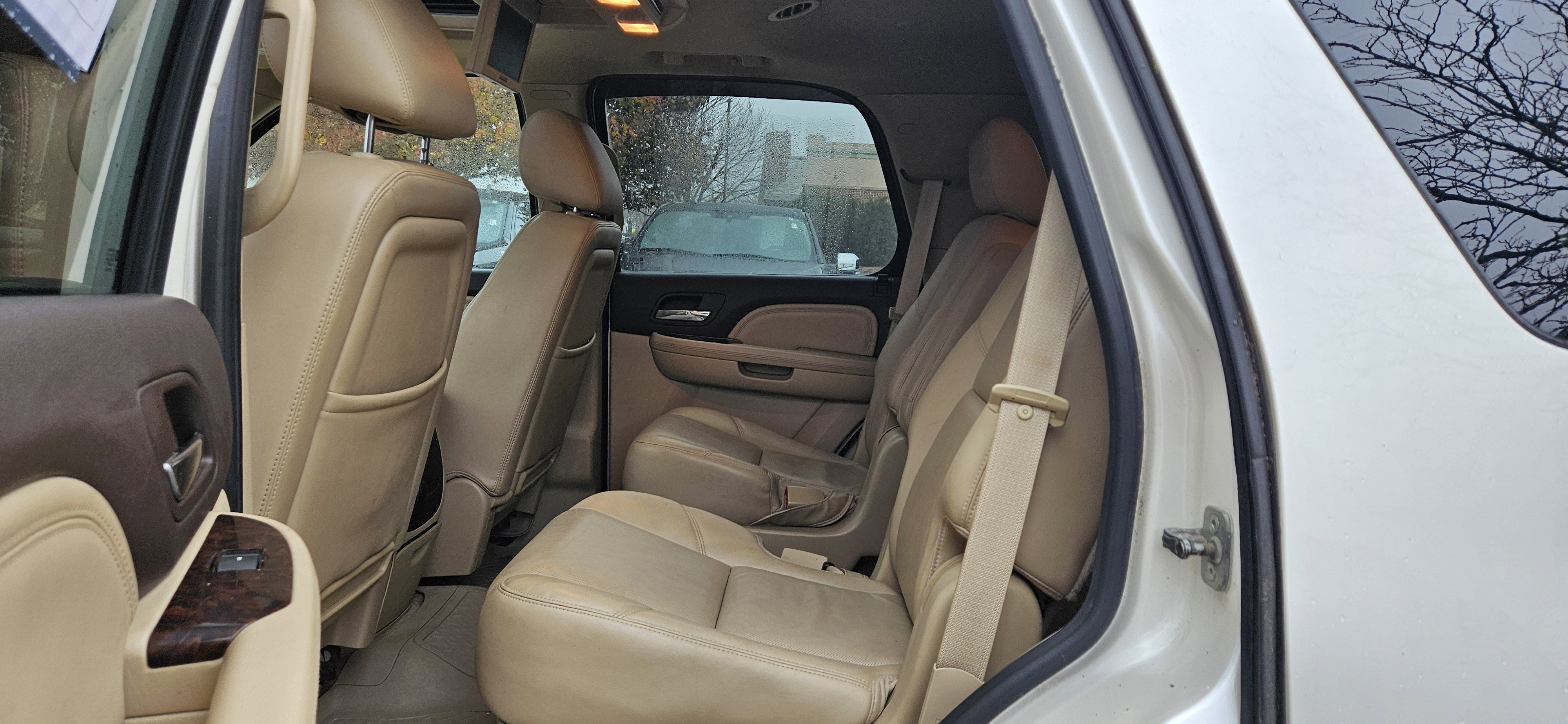 Used 2012 GMC Yukon Denali image 17