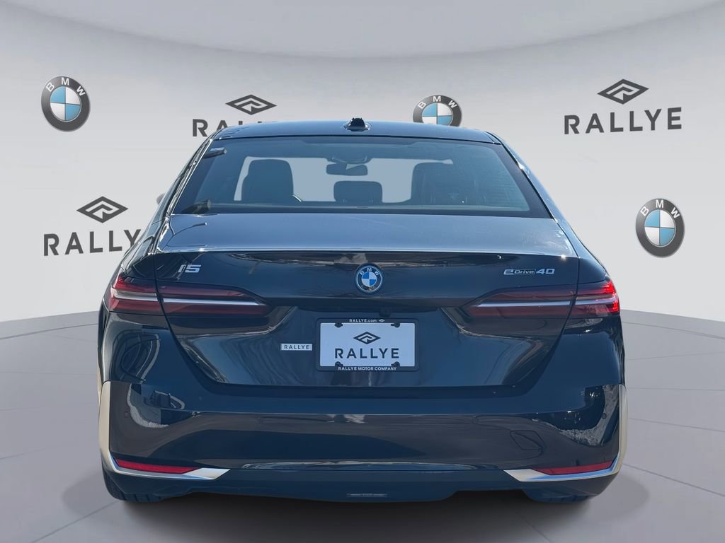 Certified 2024 BMW i5 eDrive40i w/ Convenience Package image 5