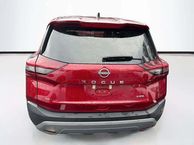 Used 2023 Nissan Rogue S image 6