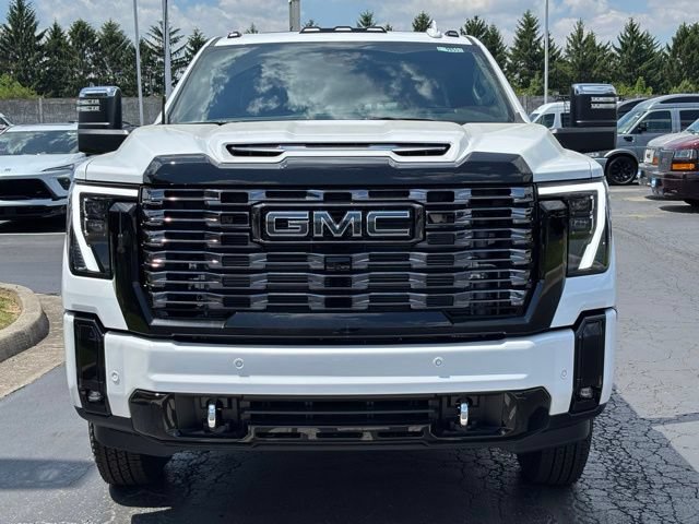 New 2026 GMC Sierra 3500 Denali Ultimate AWD/4WD image 16