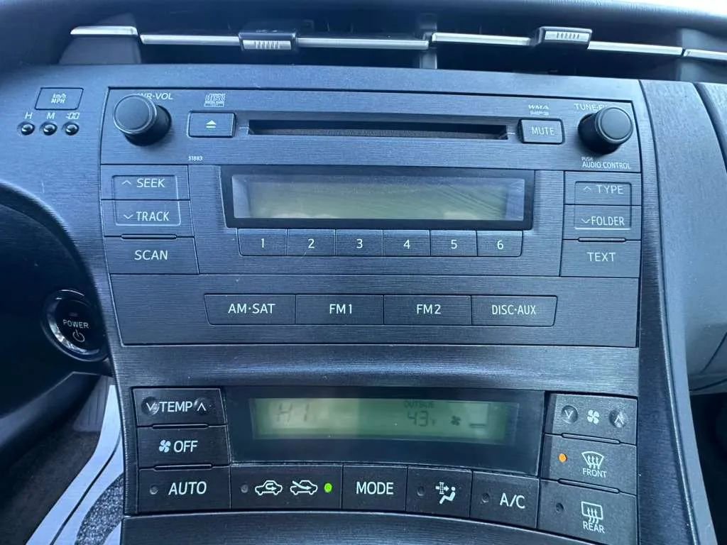 Used 2010 Toyota Prius Five image 30