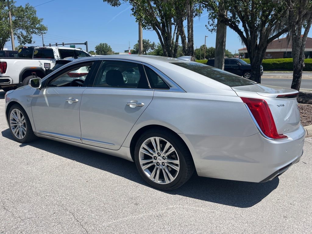 Used 2018 Cadillac XTS Luxury AWD/4WD image 2