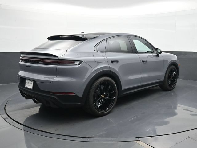 Certified 2024 Porsche Cayenne Turbo GT AWD/4WD image 23