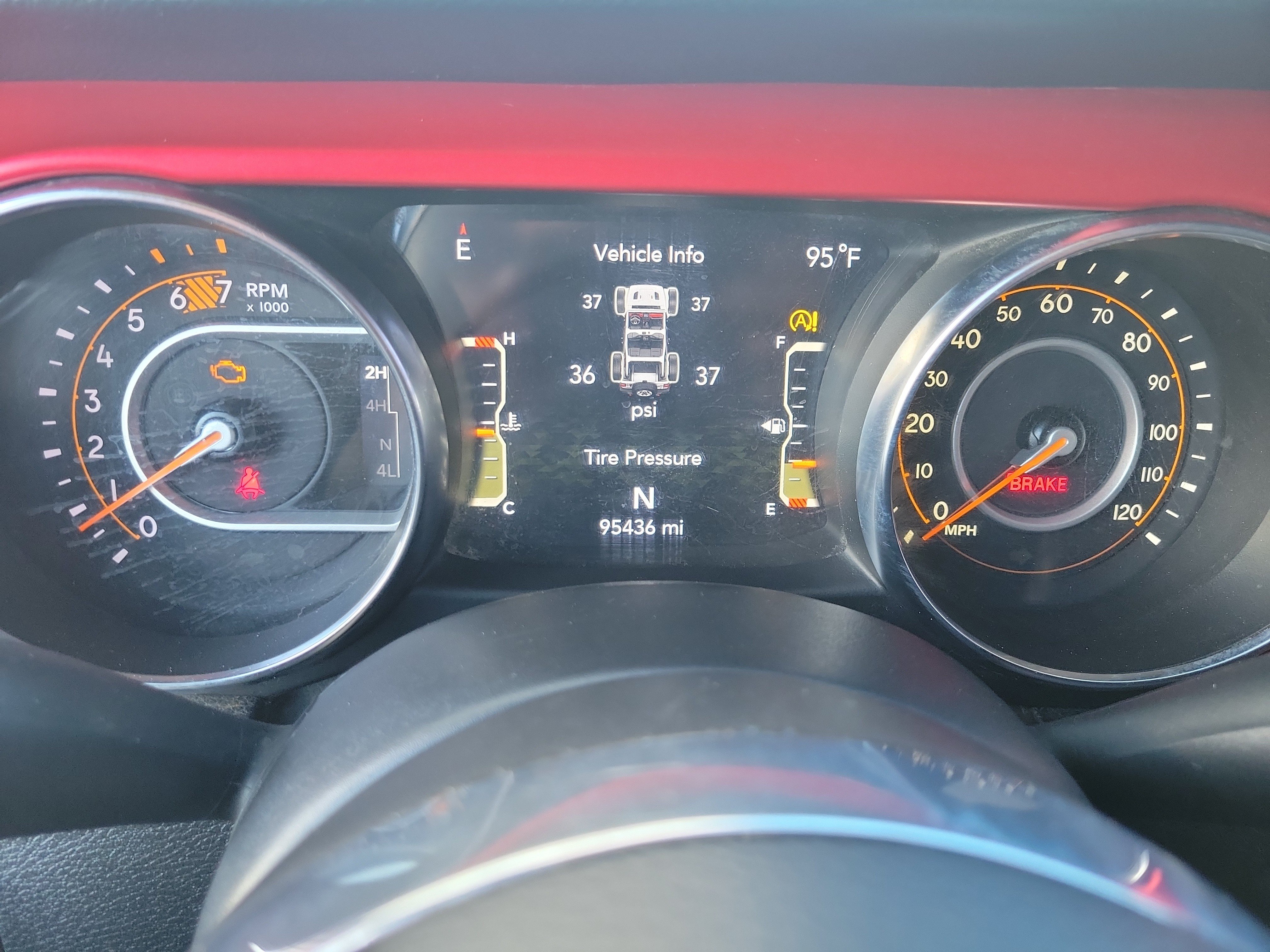 Used 2023 Jeep Wrangler Rubicon AWD/4WD image 21