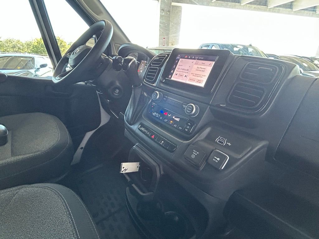 Used 2024 RAM ProMaster 3500 w/ Convenience Group image 23