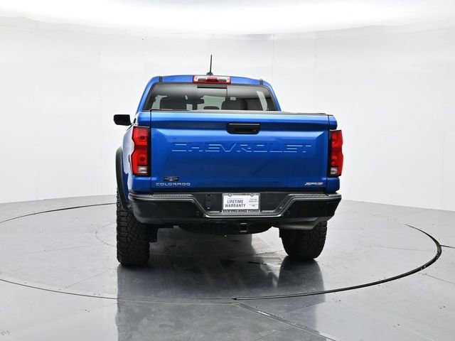 Used 2024 Chevrolet Colorado ZR2 w/ Technology Package AWD/4WD image 8
