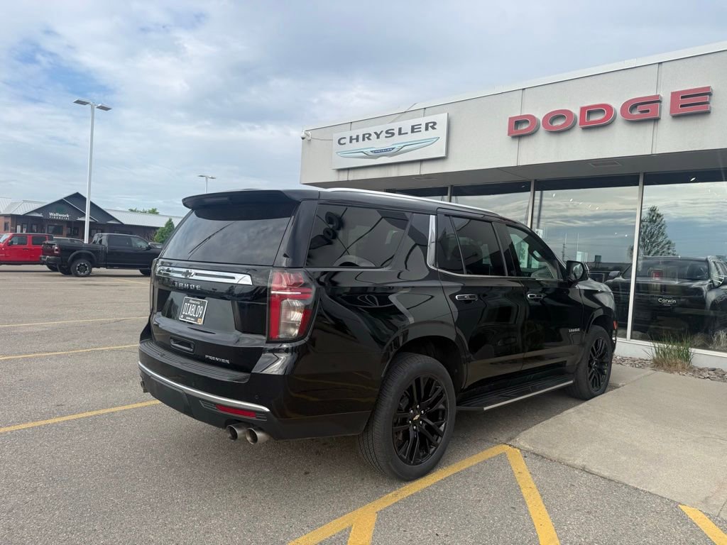Used 2024 Chevrolet Tahoe Premier AWD/4WD image 3