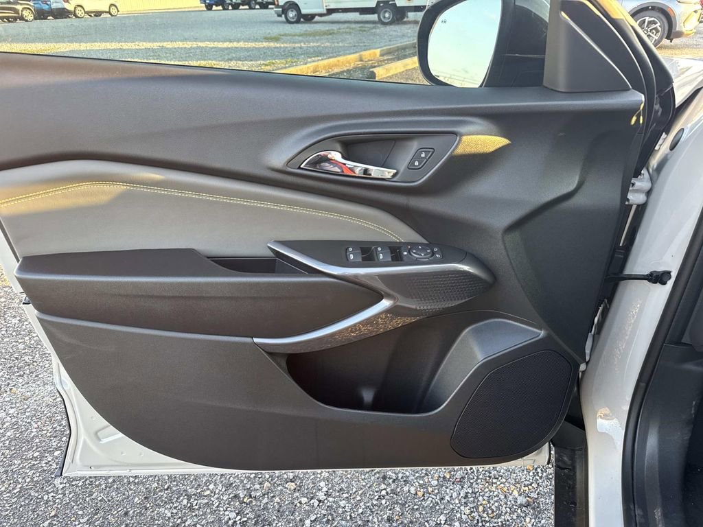 New 2026 Chevrolet Trax ACTIV w/ Driver Confidence Package image 20