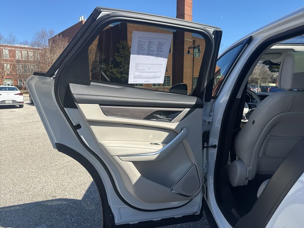 Used 2021 Jaguar F-PACE S image 23