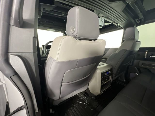 Used 2025 GMC Hummer EV 3X w/ LPO, Dark Essentials Package image 26