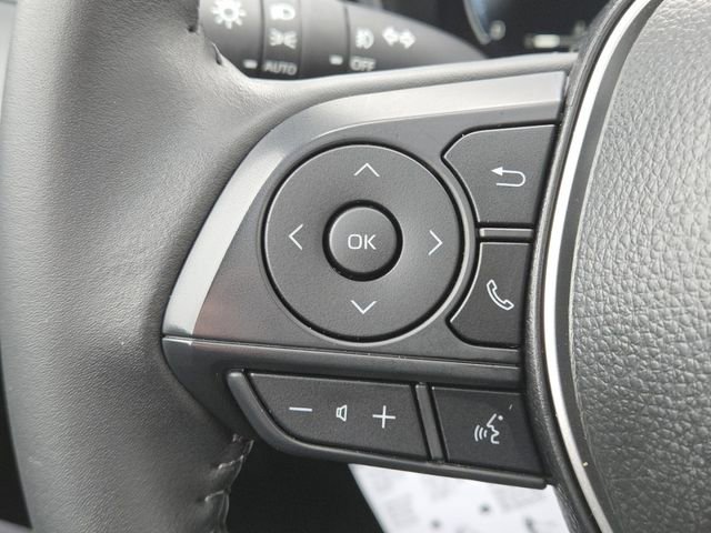 Used 2026 Toyota Corolla Cross XLE w/ Convenience Package image 11